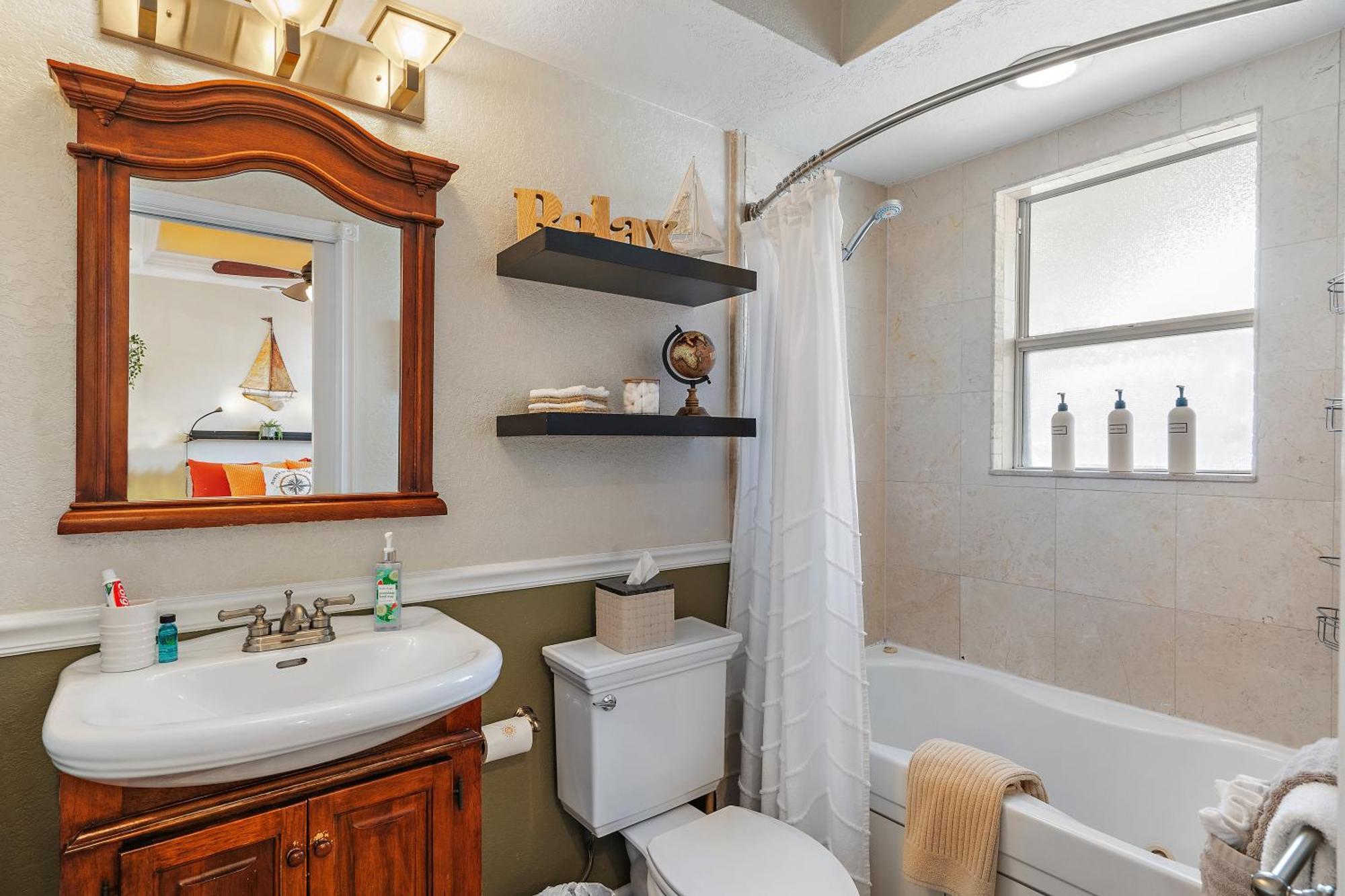 Villa Wine-Dine-Sunshine Cozy Flat In The Heart Of Dtsp St. Petersburg Esterno foto